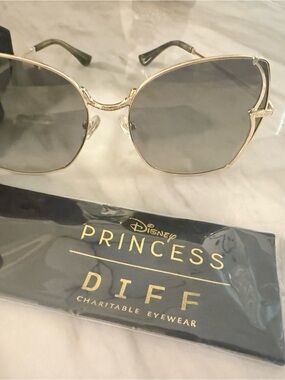 DIFF Melina Tortoise Women\'s Sunglasses Diff Eyewear | Accessories | Diff Melina Tortoise Womens  main image 4